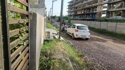 Balcony Image of 750 Sq.ft 1 BHK Villa for sale in Gaur Yamuna City, Yeida Greater Noida for Rs. 13500000