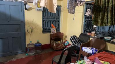 Bedroom Image of 500 Sq.ft 2 BHK Independent House for rent in Ward No 113 Kolkata for Rs. 7500