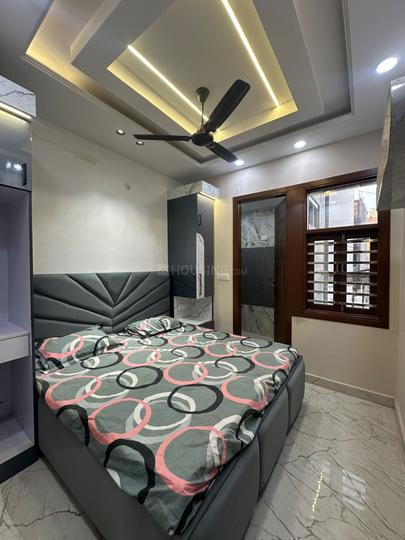 Bhagwati Garden, Dwarka Mor Bedroom 1