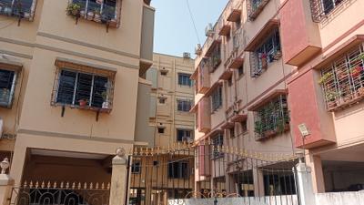 Image of 880 Sq.ft 2 BHK Apartment / Flat for sale in Mukundapur, Kolkata for Rs. 3700000