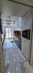 Hall Image of 1000 Sq.ft 2 BHK Apartment / Flat for rent in Greenwood Apartment, Andheri East Mumbai for Rs. 88000