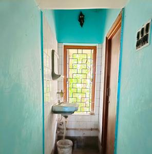 Bathroom Image of 1440 Sq.ft 6 BHK Independent House for sale in Behala Kolkata for Rs. 9500000