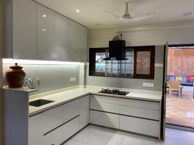 Kitchen Image of 2300 Sq.ft 3 BHK Apartment / Flat for sale in Karelibagh Vadodara for Rs. 12800000