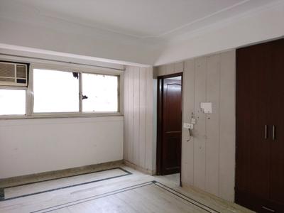 Bedroom Image of 1600 Sq.ft 3 BHK Apartment / Flat for sale in CGHS Pragya Apartment, Sector 2 Dwarka New Delhi for Rs. 36000000