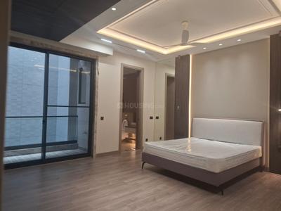 Bedroom Image of 4050 Sq.ft 3.5 BHK Builder Floor for rent in Safdarjung Development Area New Delhi for Rs. 500000