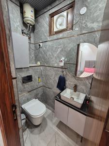 Bathroom Image of 1000 Sq.ft 2 BHK Builder Floor for sale in Ramesh Nagar New Delhi for Rs. 16500000
