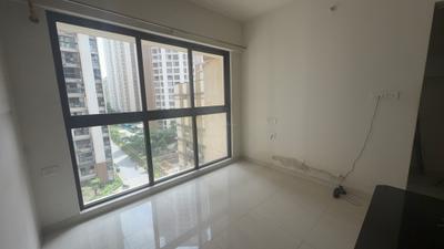 Living Room Image of 425 Sq.ft 1 BHK Apartment / Flat for rent in Lodha Crown, Thane West Thane for Rs. 24000