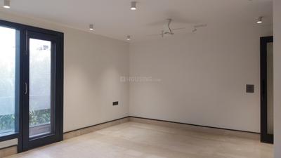 Living Room Image of 3000 Sq.ft 4 BHK Builder Floor for rent in Safdarjung Enclave New Delhi for Rs. 250000