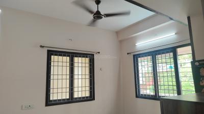 Bedroom Image of 1300 Sq.ft 3 BHK Builder Floor for rent in Thiruvanmiyur Chennai for Rs. 32000