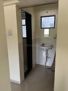 Bathroom Image of 1050 Sq.ft 2 BHK Apartment / Flat for rent in Wonder Bharati Vihar, Dhankawadi Pune for Rs. 25000