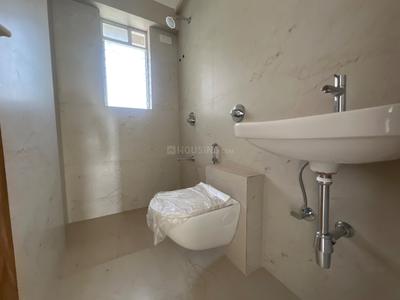 Bathroom Image of 688 Sq.ft 2 BHK Apartment / Flat for sale in Chembur Mumbai for Rs. 25100000