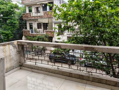 Balcony Image of RoomSoom Pg in Sector 15, Noida