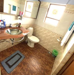 Bathroom Image of 2000 Sq.ft 4 BHK Builder Floor for rent in Nagalli Hills Colony Goa for Rs. 120000