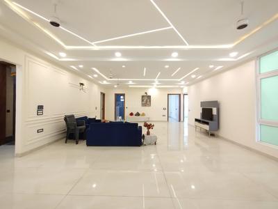 Hall Image of 4500 Sq.ft 5 BHK Apartment / Flat for rent in Burari New Delhi for Rs. 200000
