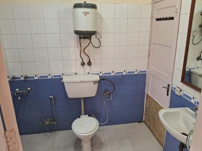 Image of 1270 Sq.ft 3 BHK Apartment / Flat for sale in DDA Flats Mayur Vihar, Mayur Vihar Phase 1, New Delhi for Rs. 23000000