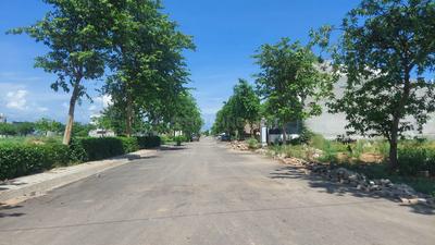 Unitech Uniworld City Plot View 3