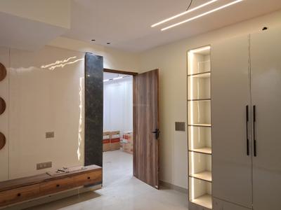 Bedroom Image of 1250 Sq.ft 3 BHK Apartment / Flat for sale in Paschim Vihar New Delhi for Rs. 21000000