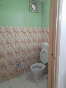 Image of 900 Sq.ft 2 BHK Apartment / Flat for sale in Lake Gardens, Kolkata for Rs. 4500000