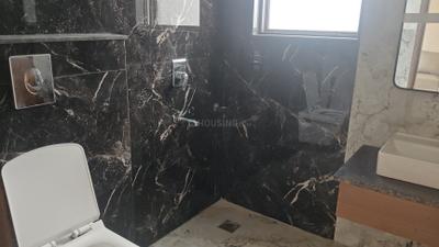 Bathroom Image of 1000 Sq.ft 1 BHK Builder Floor for rent in DLF Phase 3 Gurgaon for Rs. 42000