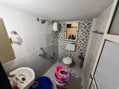 Image of 800 Sq.ft 2 BHK Apartment / Flat for rent in Vasai West, Vasai for Rs. 25000
