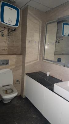Image of 3500 Sq.ft 3 BHK Apartment / Flat for rent in Supertech Supernova, Sector 94, Noida for Rs. 130000