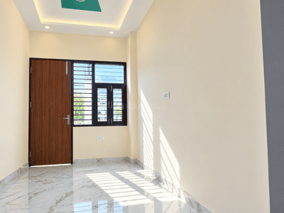 Living Room Image of 1044 Sq.ft 2.5 BHK Independent House for sale in Sector 4 Gurgaon for Rs. 8000000