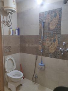 Bathroom Image of 1000 Sq.ft 2.5 BHK Builder Floor for rent in Gopalbari Jaipur for Rs. 17500