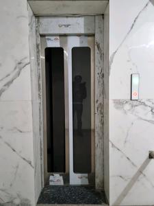Lift Image of 1250 Sq.ft 3 BHK Builder Floor for sale in Sector 28 Dwarka New Delhi for Rs. 8500000