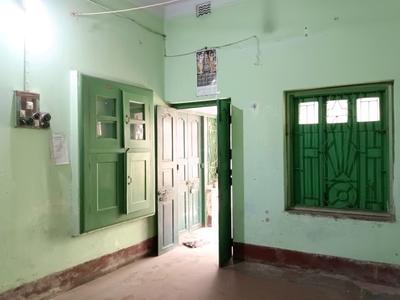 Bedroom Image of 2200 Sq.ft 7 BHK Independent House for sale in Behala Kolkata for Rs. 14000000