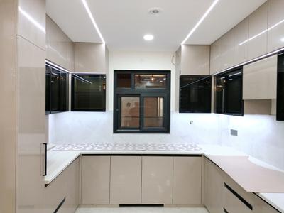 Kitchen Image of 1350 Sq.ft 4 BHK Builder Floor for sale in Deenpur New Delhi for Rs. 13500000