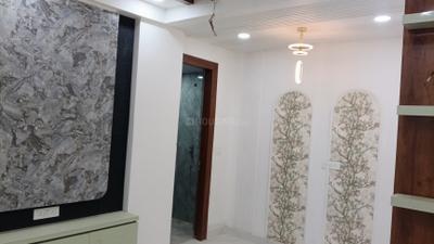 Living Room Image of 1000 Sq.ft 2 BHK Apartment / Flat for sale in Capital Metro Height, Sector 72 Noida for Rs. 4000000