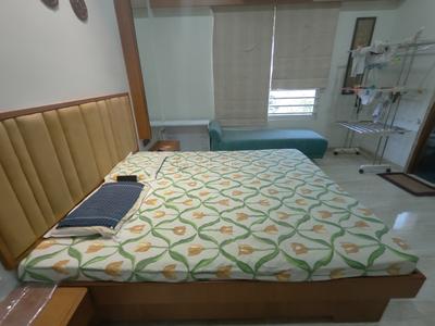 Bedroom Image of 3015 Sq.ft 4 BHK Apartment / Flat for sale in Ambawadi Ahmedabad for Rs. 35000000