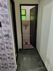 Bathroom Image of 1500 Sq.ft 2 BHK Apartment / Flat for rent in Tivim Goa for Rs. 25000