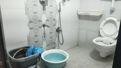 Future Exotica Bathroom One 4