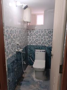 Common Bathroom Image of 800 Sq.ft 1 BHK Apartment / Flat for rent in Hafeezpet Hyderabad for Rs. 21080