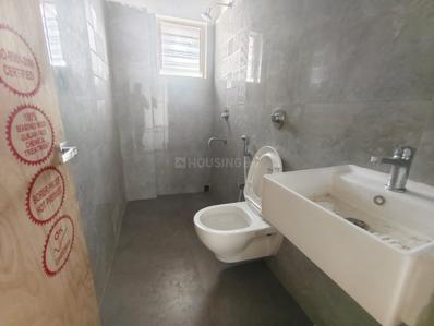 Bathroom Image of 1462 Sq.ft 3 BHK Apartment / Flat for sale in Bangur Avenue Kolkata for Rs. 10100000