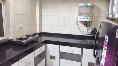 Kitchen Image of 661 Sq.ft 1 BHK Apartment / Flat for rent in Ram Society, Yerawada Pune for Rs. 24000