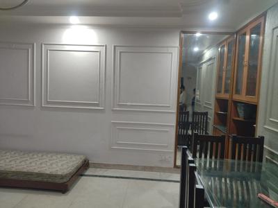 Living Room Image of 1150 Sq.ft 2 BHK Apartment / Flat for rent in Expressview Apartments, Sector 93 Noida for Rs. 33000