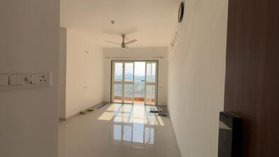 Living Room Image of 1077 Sq.ft 2 BHK Apartment / Flat for rent in Kohinoor Sportsville, Maan Pune for Rs. 26100
