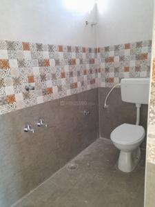 Bathroom Image of 900 Sq.ft 2 BHK Apartment / Flat for sale in Nanganallur Chennai for Rs. 7200000