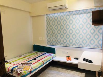 Bedroom Image of 1300 Sq.ft 2 BHK Apartment / Flat for rent in Shivshakti Royal Glory, Vaishno Devi Circle Ahmedabad for Rs. 25000