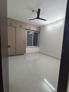 Bedroom Image of 1006 Sq.ft 3 BHK Apartment / Flat for rent in Gini Vivante, Kiwale Pune for Rs. 38000