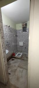 Bathroom Image of 1000 Sq.ft 3 BHK Builder Floor for rent in Digha Ghat Patna for Rs. 25000