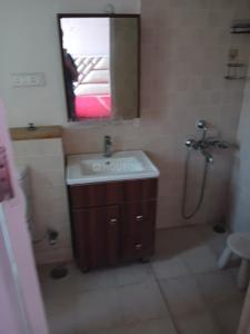 Image of 1250 Sq.ft 3 BHK Apartment / Flat for rent in Jaypee Kosmos, Sector 134, Noida for Rs. 37000