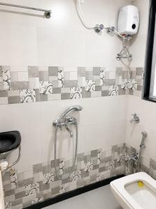 Image of 174 Sq.ft 1 RK Apartment / Flat for sale in Gulmohar Co Op Hsg Society, Dadar West, Mumbai for Rs. 8500000