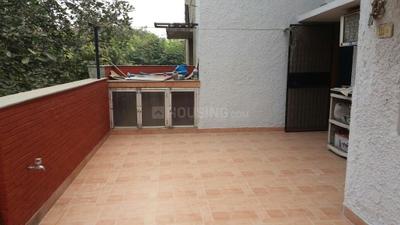 Balcony Image of 950 Sq.ft 2 BHK Apartment / Flat for rent in Sarita Vihar New Delhi for Rs. 42000