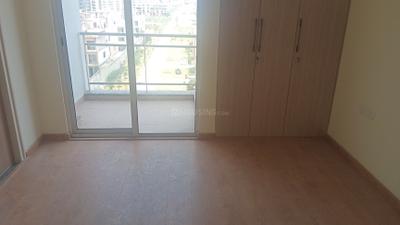 Bedroom Image of 2276 Sq.ft 4.5 BHK Apartment / Flat for sale in Godrej Windsor At Godrej Golf Links, Jaypee Greens Greater Noida for Rs. 37000000