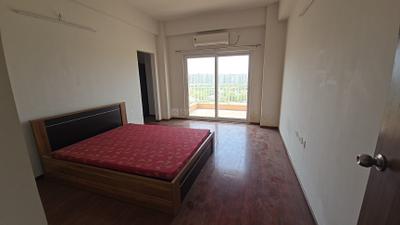Bedroom Image of 1400 Sq.ft 3.5 BHK Apartment / Flat for rent in Adani Water Lily, Shantigram Ahmedabad for Rs. 65000