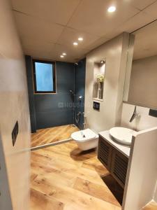 Bathroom Image of 2000 Sq.ft 4 BHK Apartment / Flat for sale in Shaligram West, Bhayli Vadodara for Rs. 12500000