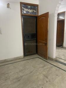 Hall Image of 650 Sq.ft 1 BHK Builder Floor for rent in Mukherjee Nagar New Delhi for Rs. 15500